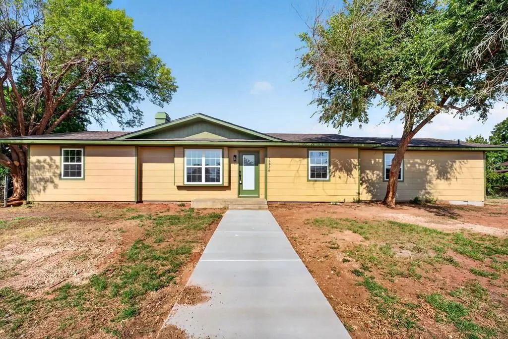 16920 Willowood Dr, Gardendale