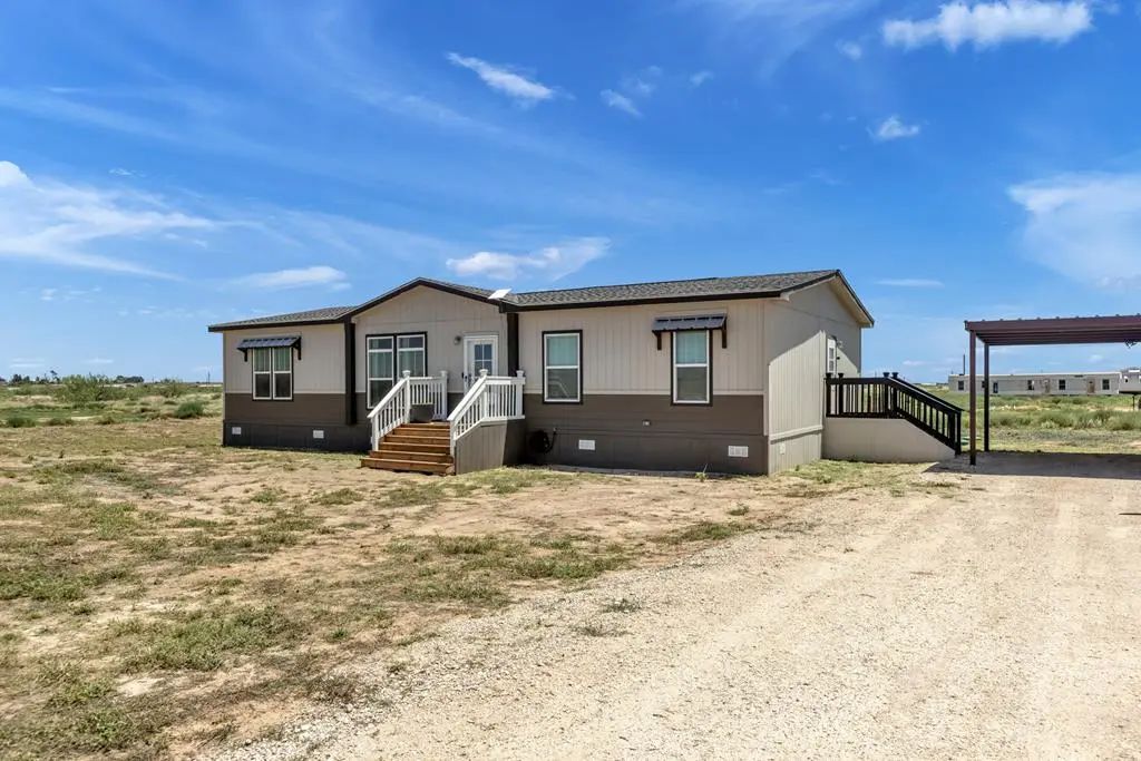 4519 County Rd 1070, Midland
