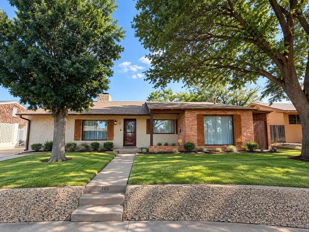 107 Canyon Dr, Big Spring