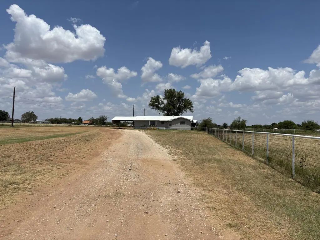 Highway 84 N, Snyder