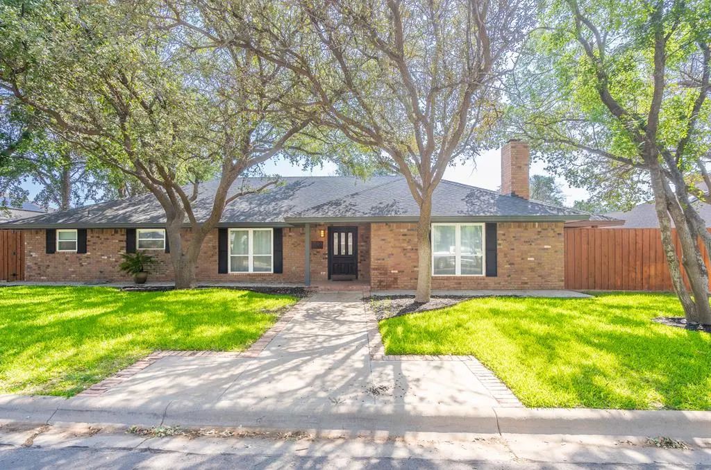 1903 Coleman Court, Midland