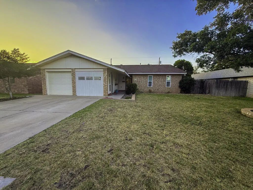 2605 Cambridge St, Odessa