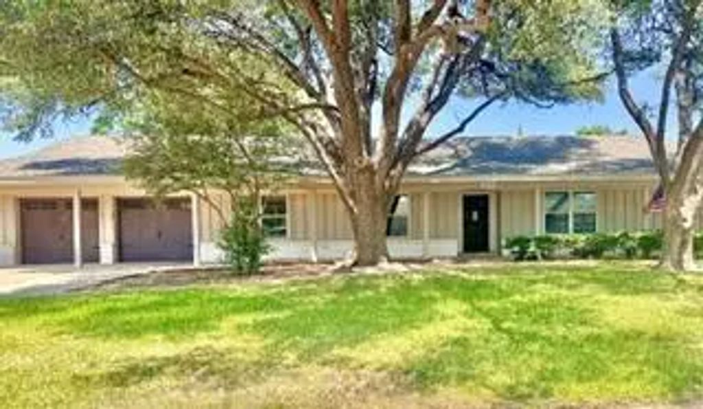 2810 Marmon Dr, Midland