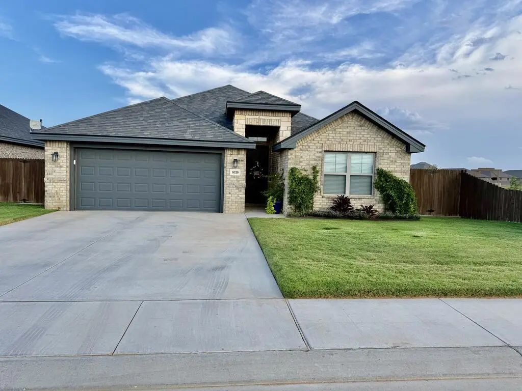 8320 County Rd 111, Midland