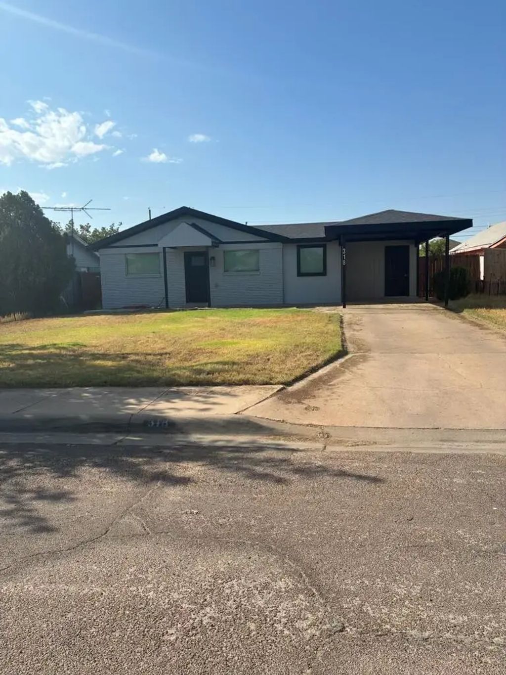 318 Cloud Ave, Midland