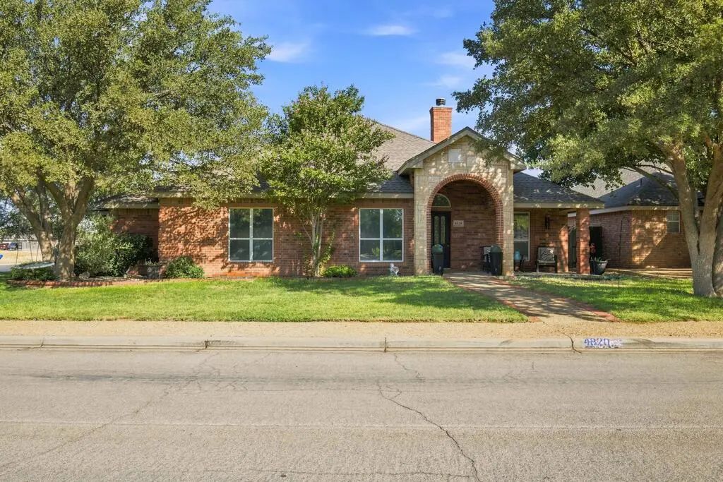 4820 Rosewood Dr, Midland