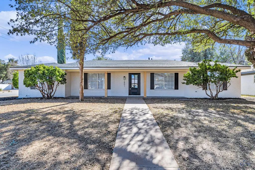 2801 Auburn Dr, Midland