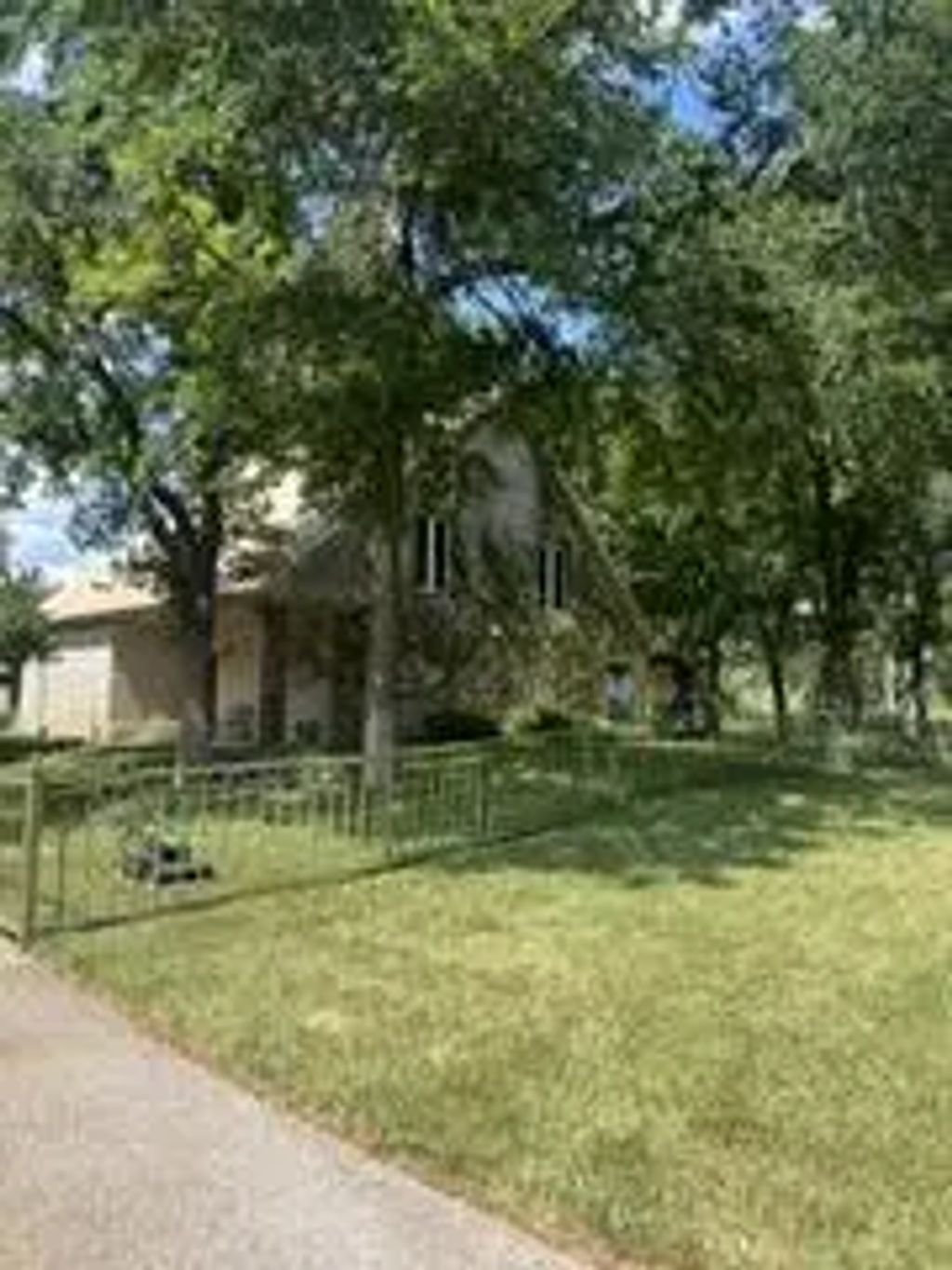 9988 Ellis, Weatherford