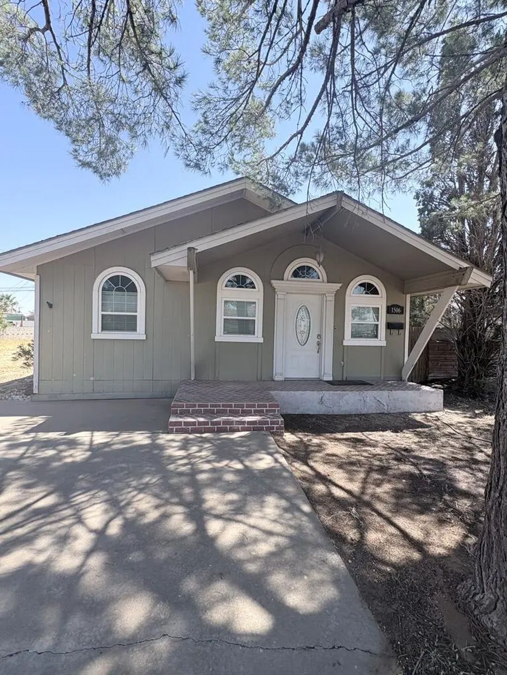 1506 Golder Ave, Odessa