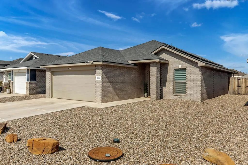 6814 Rio Bravo, Midland