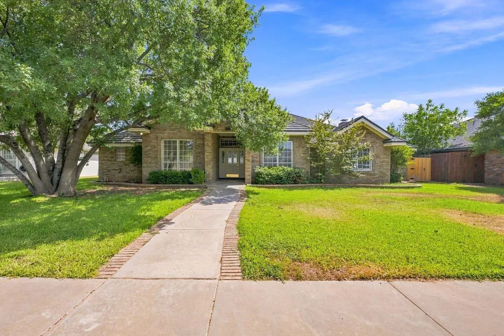 5701 Greenridge, Midland
