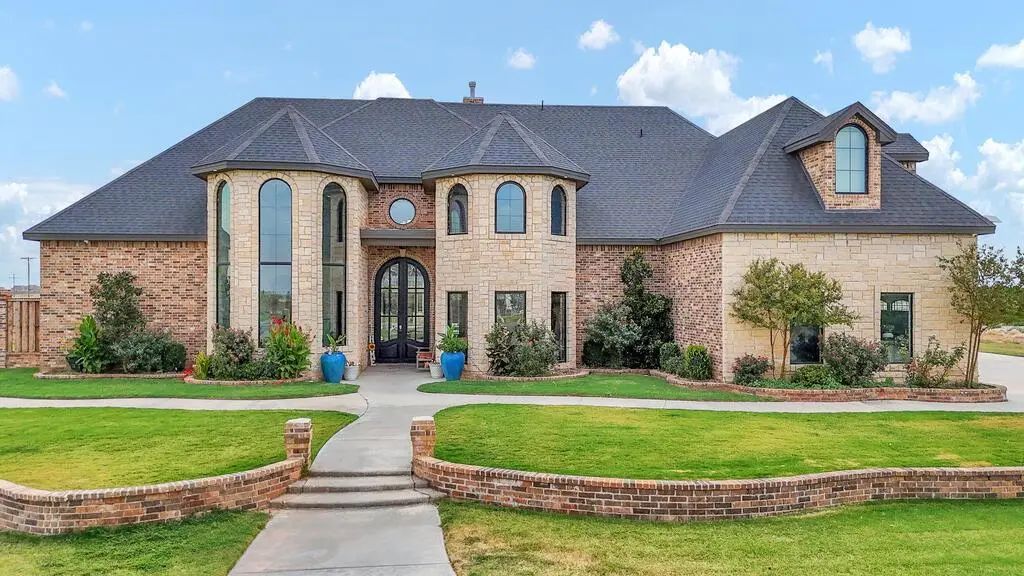 6401 County Rd 41, Midland