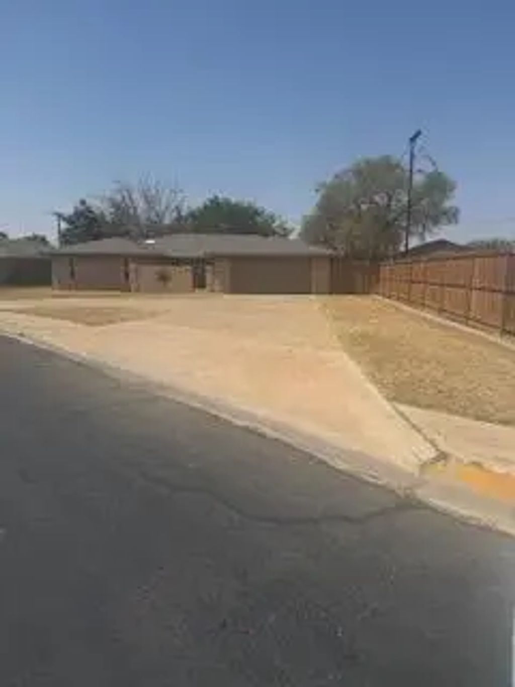 1607 Mcdonald St, Midland