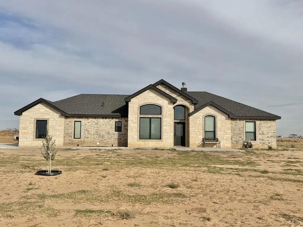 2314 County Rd C2801, Stanton