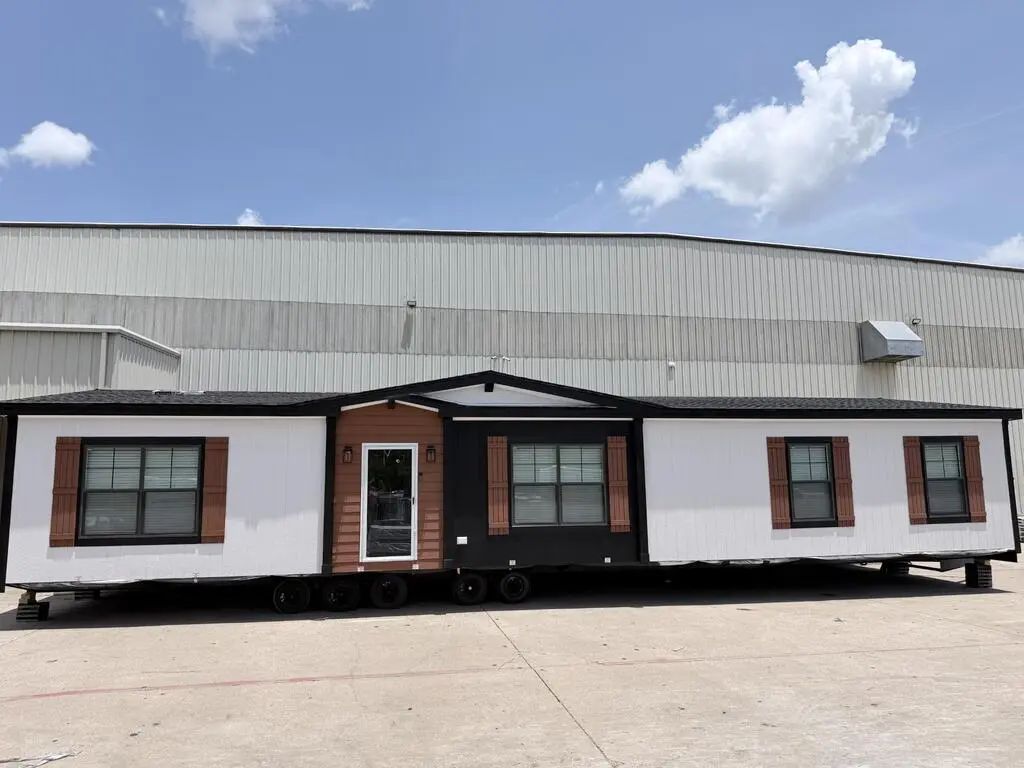 15118 County Rd 146, Stanton