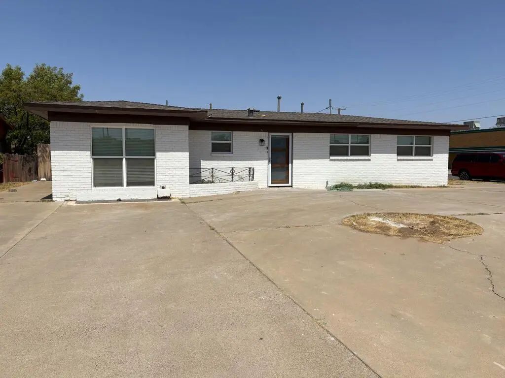 209 Dormard Ave, Midland