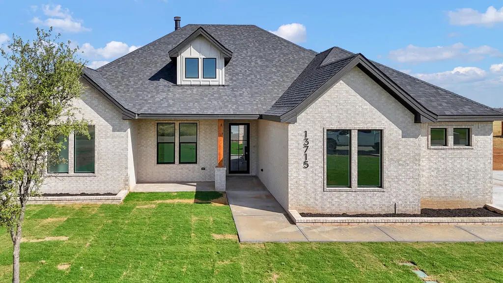 13715 County Rd 113, Midland