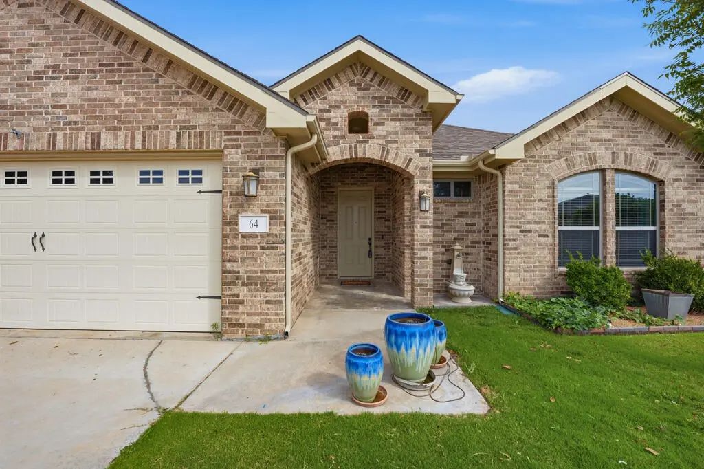 64 Berkshire Circle, Odessa
