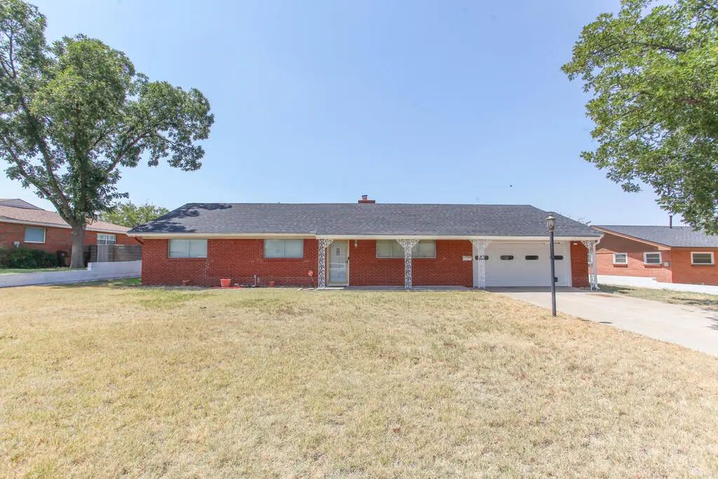 708 Tulane St, Big Spring