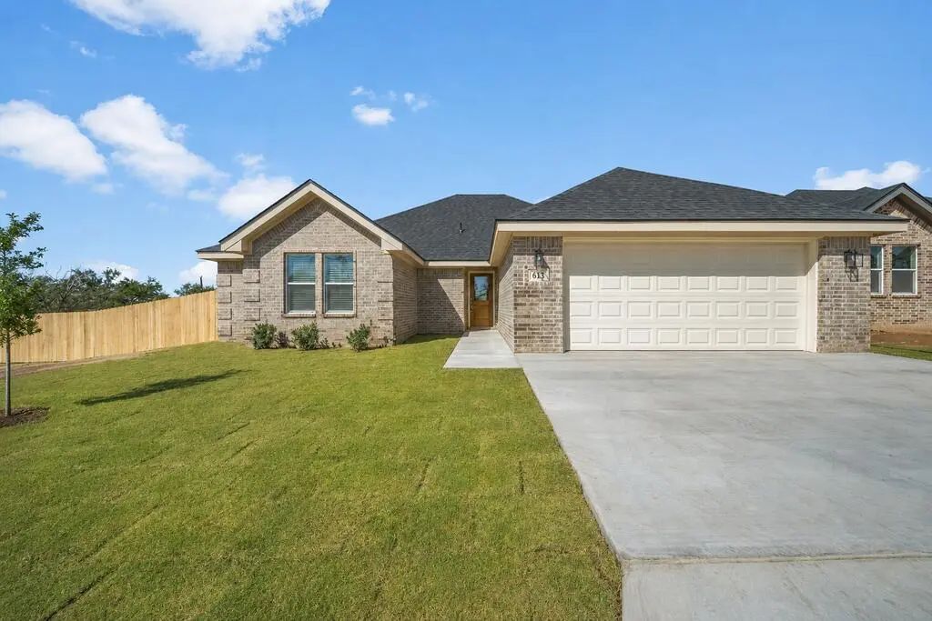 611&613 Ridgeroad Dr, Big Spring