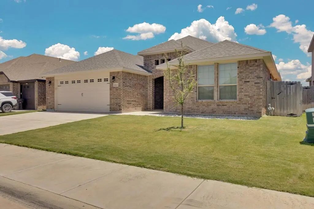 1812 Overshine Lane, Midland