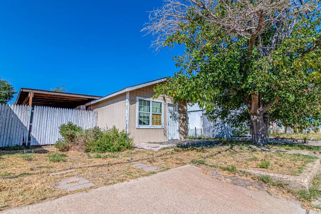 713 Main Avenue, Monahans