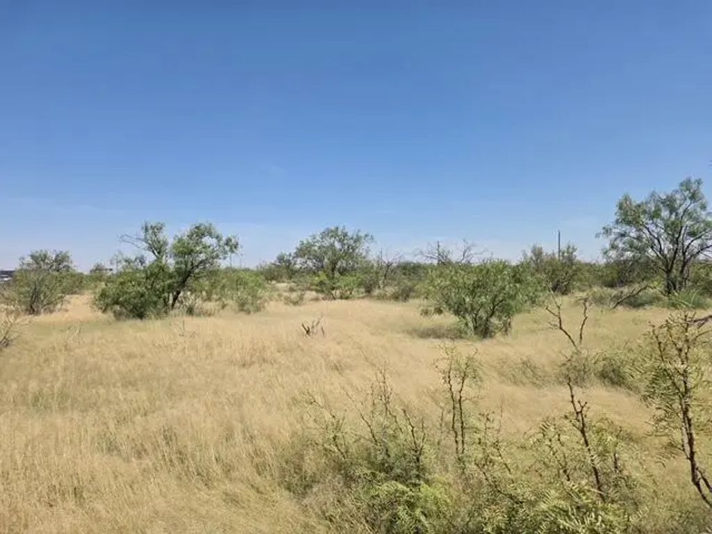 6604 County Rd 1058, Midland