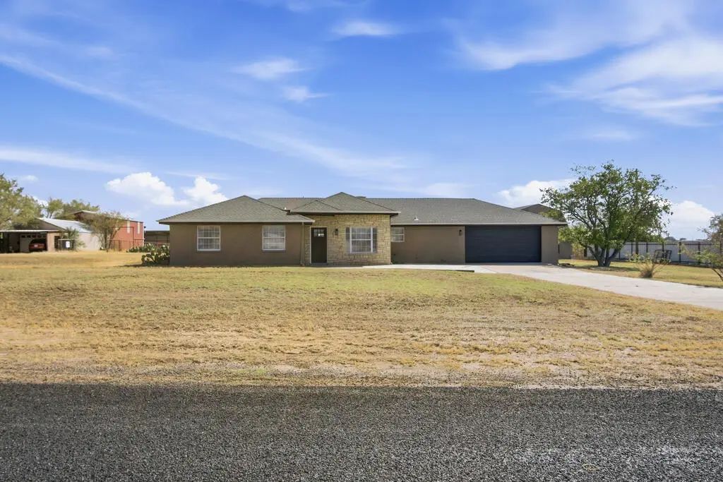 4009 County Rd 1184, Midland