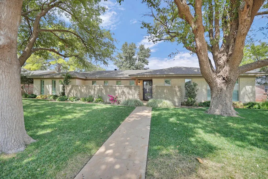 2808 Stutz Dr, Midland