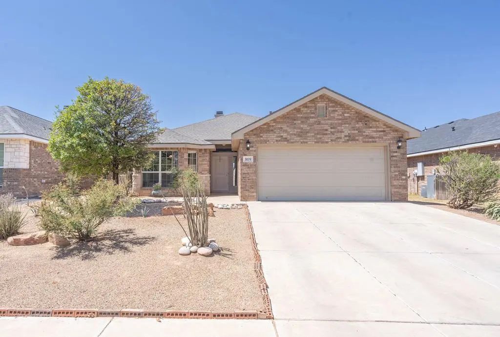 809 Nolan Ryan Dr, Midland