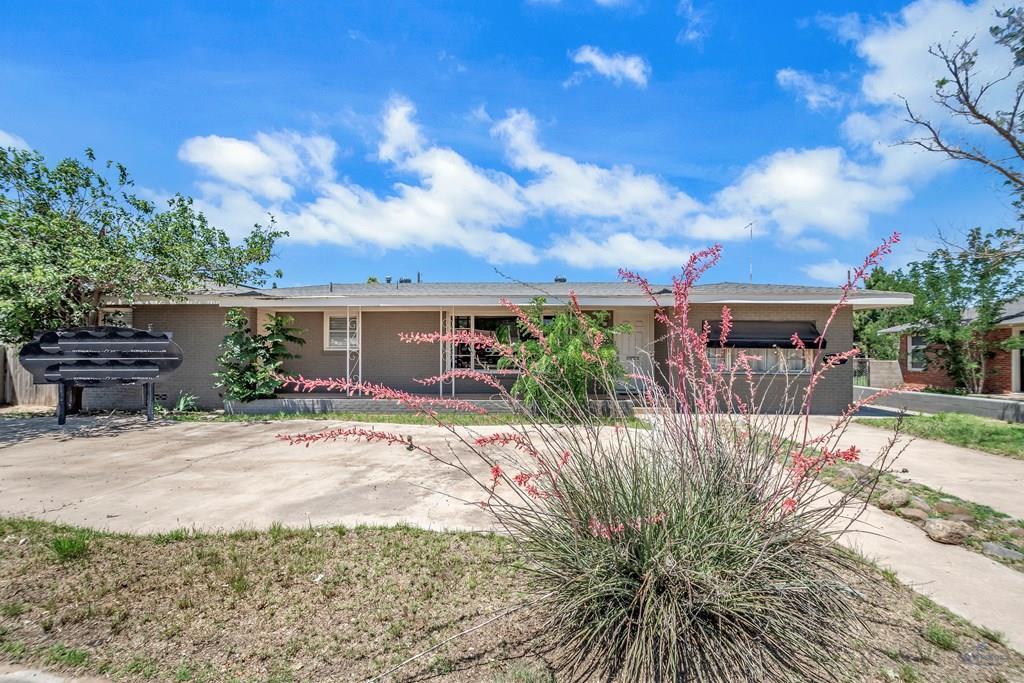 1605 Big Spring St, Midland