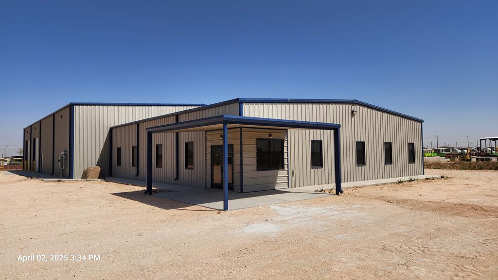 3717 County Rd 1232, Midland