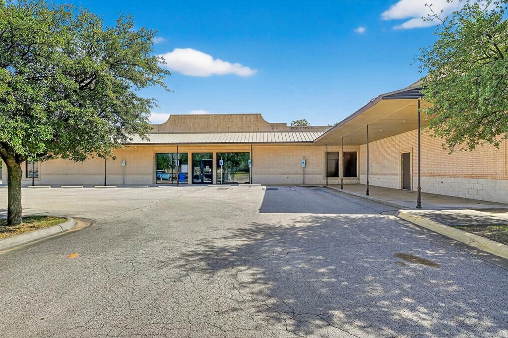 1601 Wall St, Midland