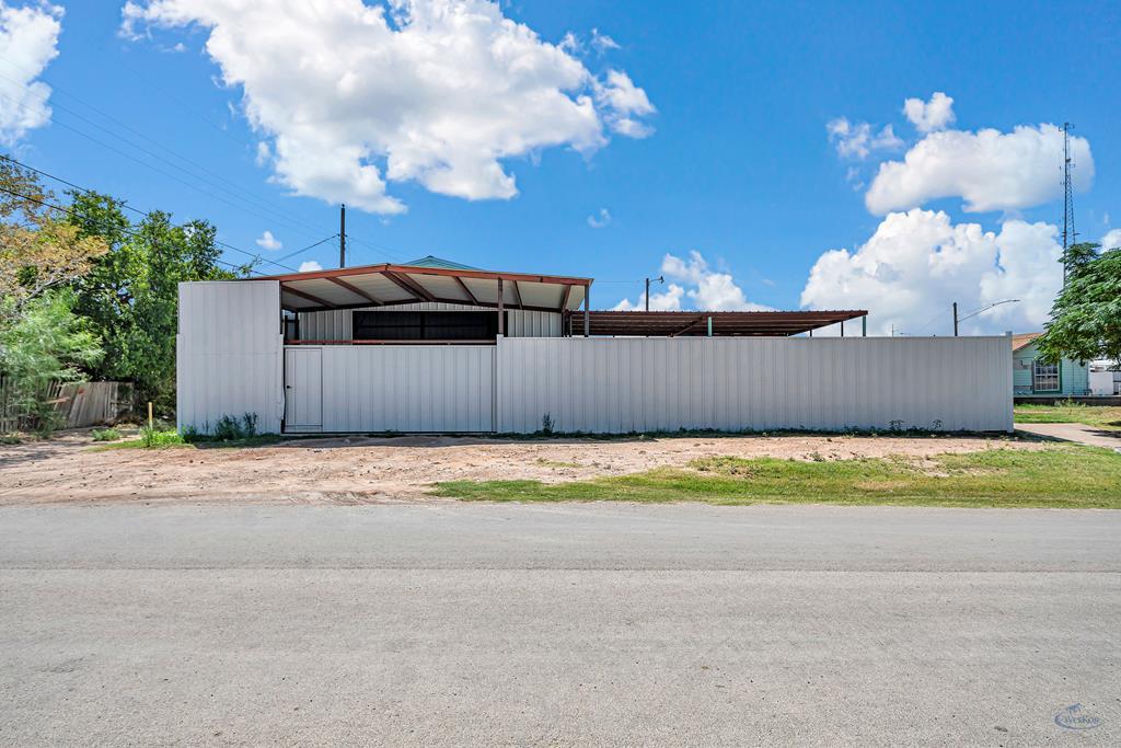 310 Terrell St, Midland