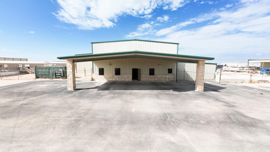 2209 County Rd 123, Midland