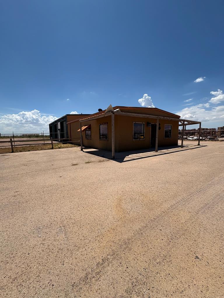 12301 County Rd 100, Midland