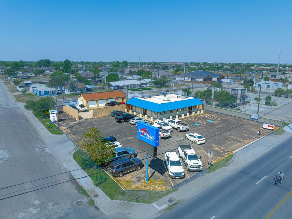 2001 Big Spring St, Midland