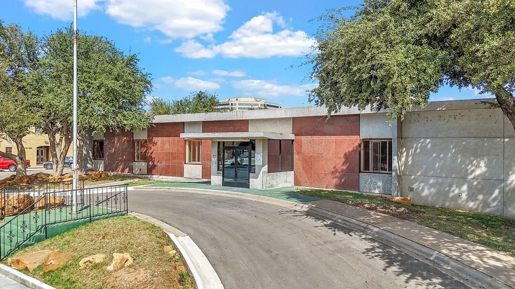 201 Illinois Ave, Midland