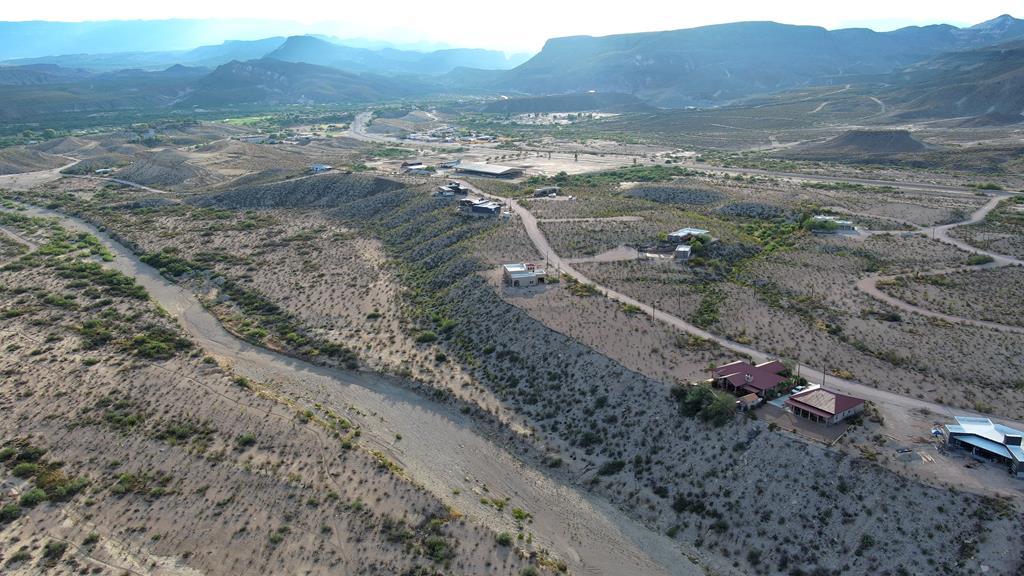 Lot 14 Comanche Mesa, Lajitas