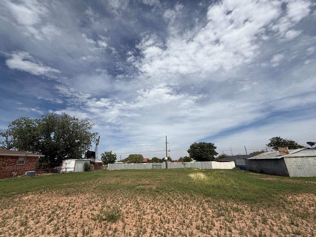 208 Birch St, Snyder