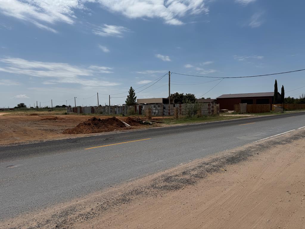 6406 County Rd 60, Midland