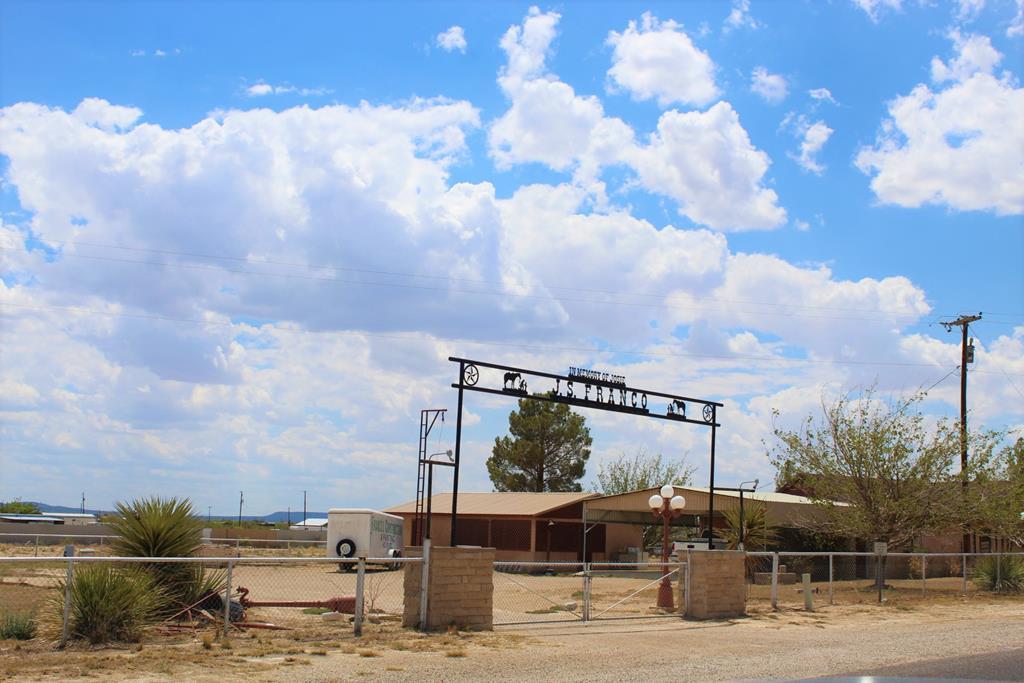 1851 Gonzalez Loop, Fort Stockton