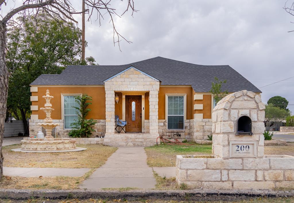 200 Kansas, Fort Stockton