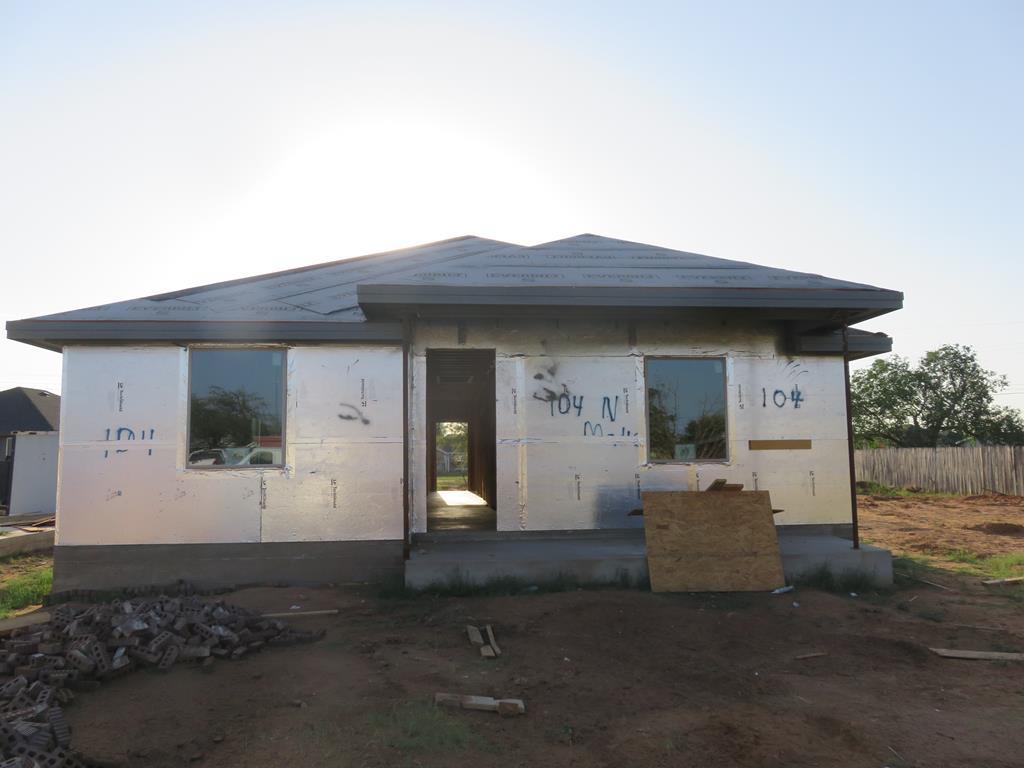 104 Madison, Midland