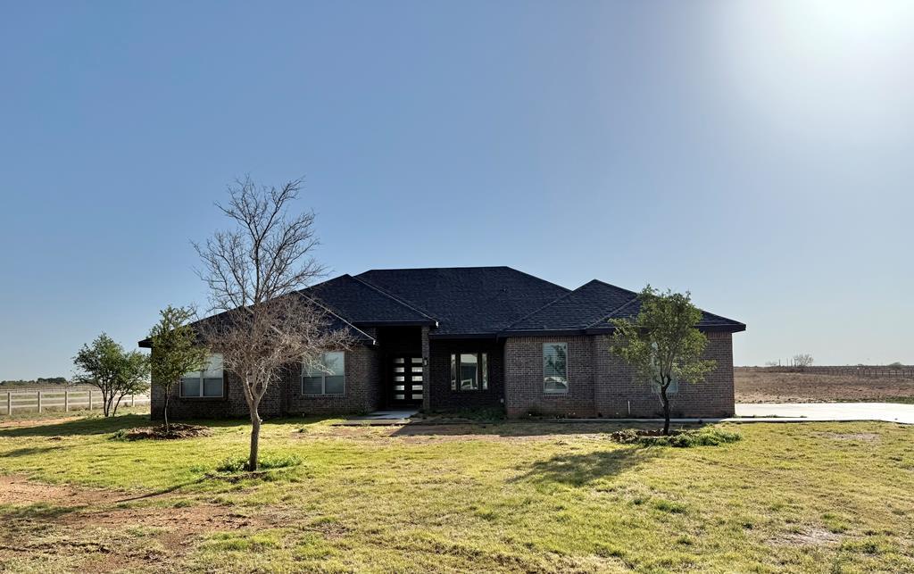 2305 County Rd 1046, Midland