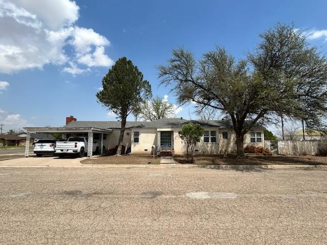1304 Division St, Fort Stockton
