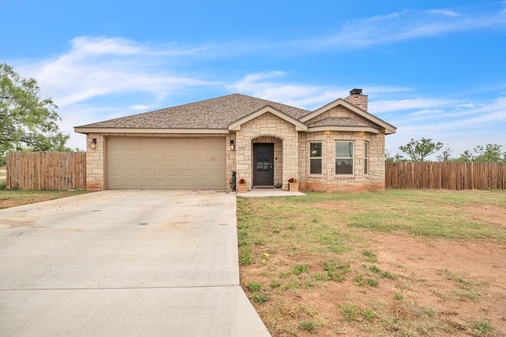 602 Frank Davis Ave, Coahoma