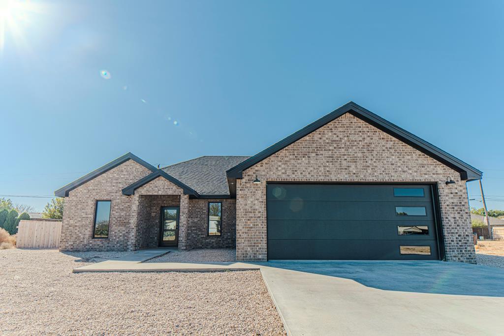 1712 Main St, Brownfield