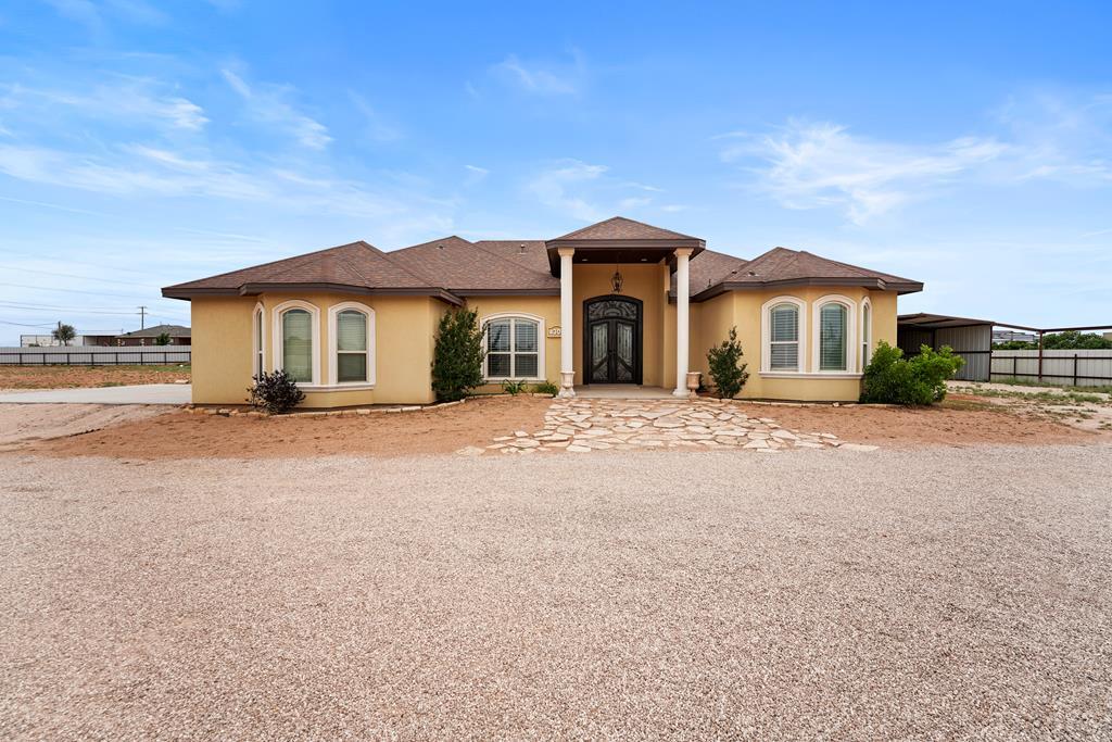 4306 County Rd 1140, Midland