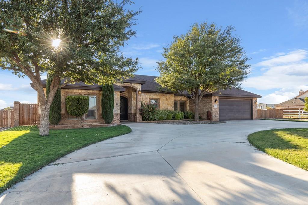 1210 County Rd 1117, Midland